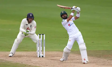 Cricket Gear – Deciding on a Cricket Bat
