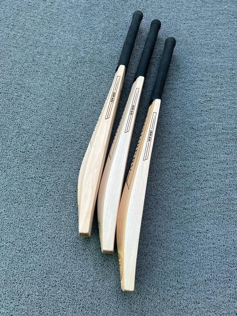 Newberry Centurion players edition English willow bats