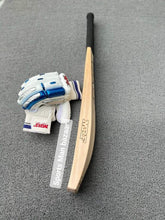 MRF Legend The king Vk-18 edition English willow bat