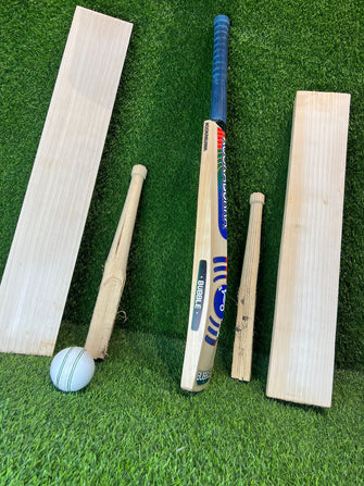 Kookaburra Bubble English willow grade 1 cricket bat