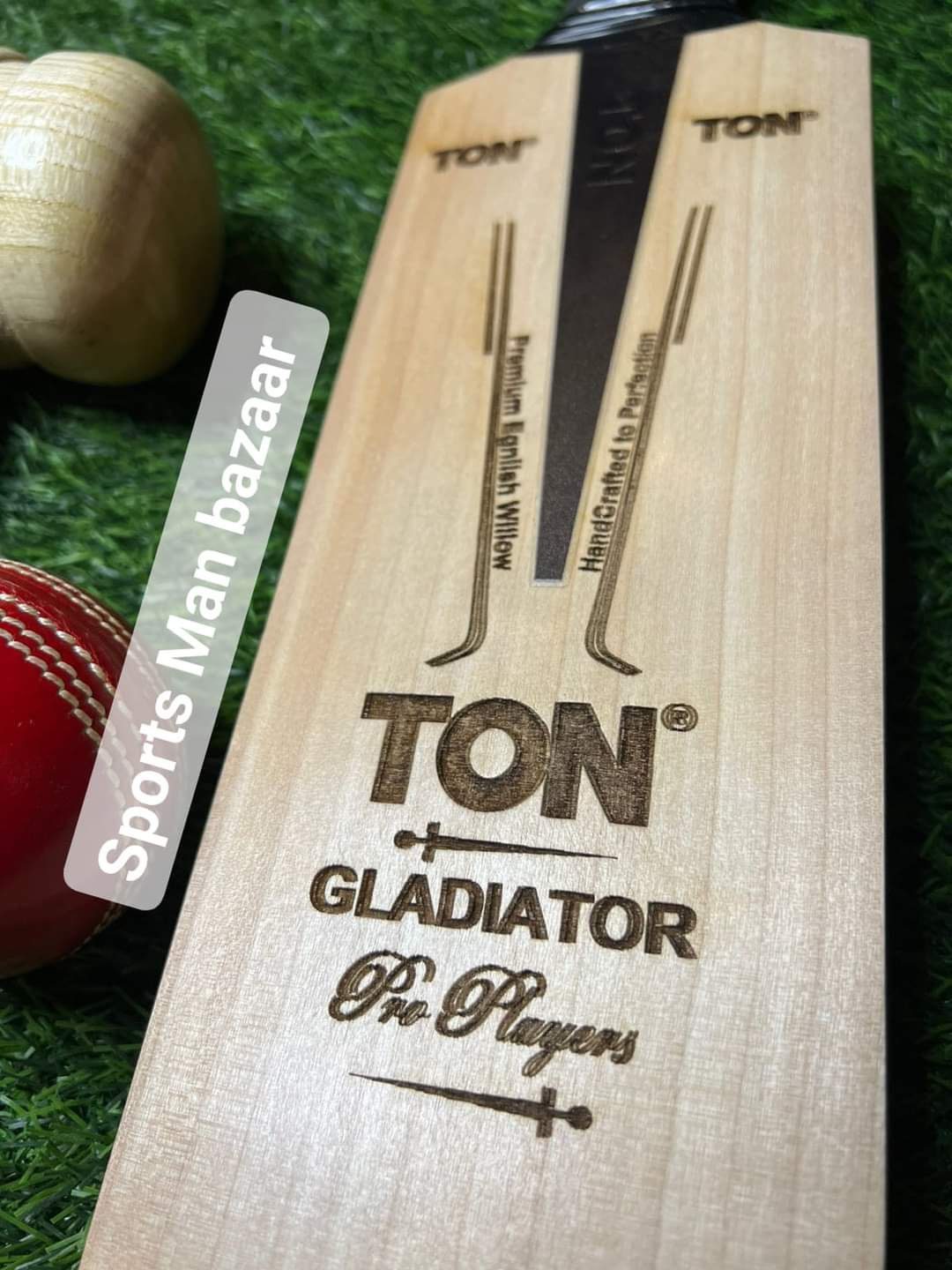 SS TON Special Gladiator Pro Players Edition English Willow Bat