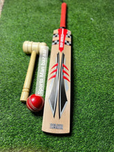 Gray Nicolls Predator Limited Edition English Willow Bat