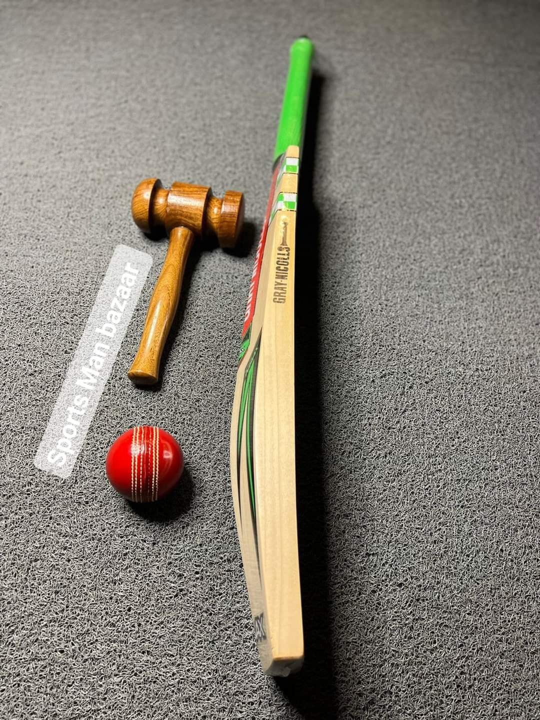 Gray Nicolls MAAX limited edition English willow bat