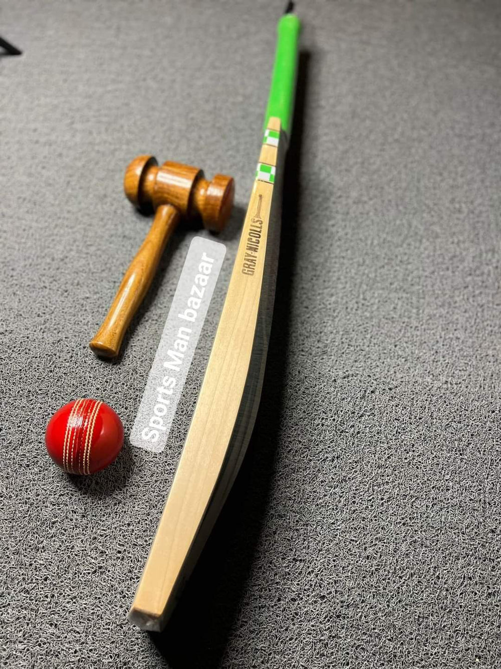 Gray Nicolls MAAX limited edition English willow bat