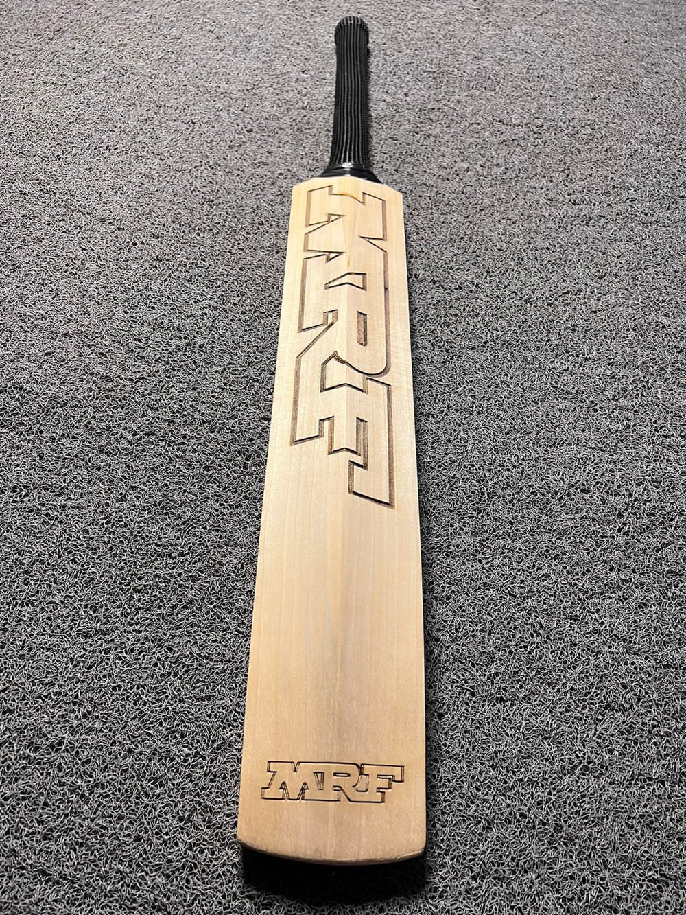 MRF Legend The Kind VK-18 edition English willow grade 1 bat