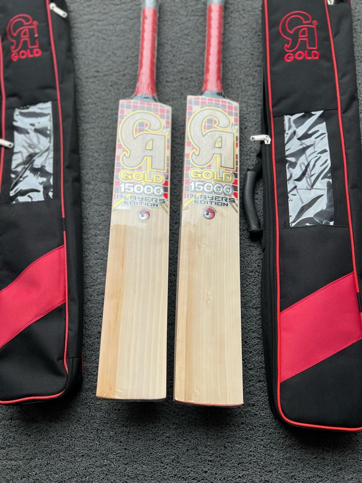 CA Gold 15000 PLAYERS EDITION  Grade 1 English Willow Hard Ball Cricket Bat