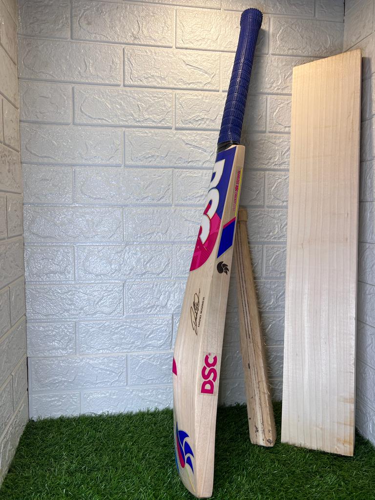 DSC Intense Rage players edition English willow grade 1 cricket bat