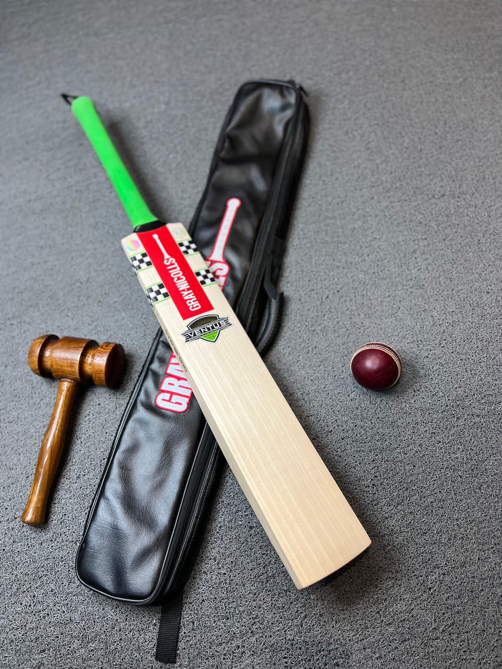 Gray Nicolls Venture LE Grade A cricket Bats