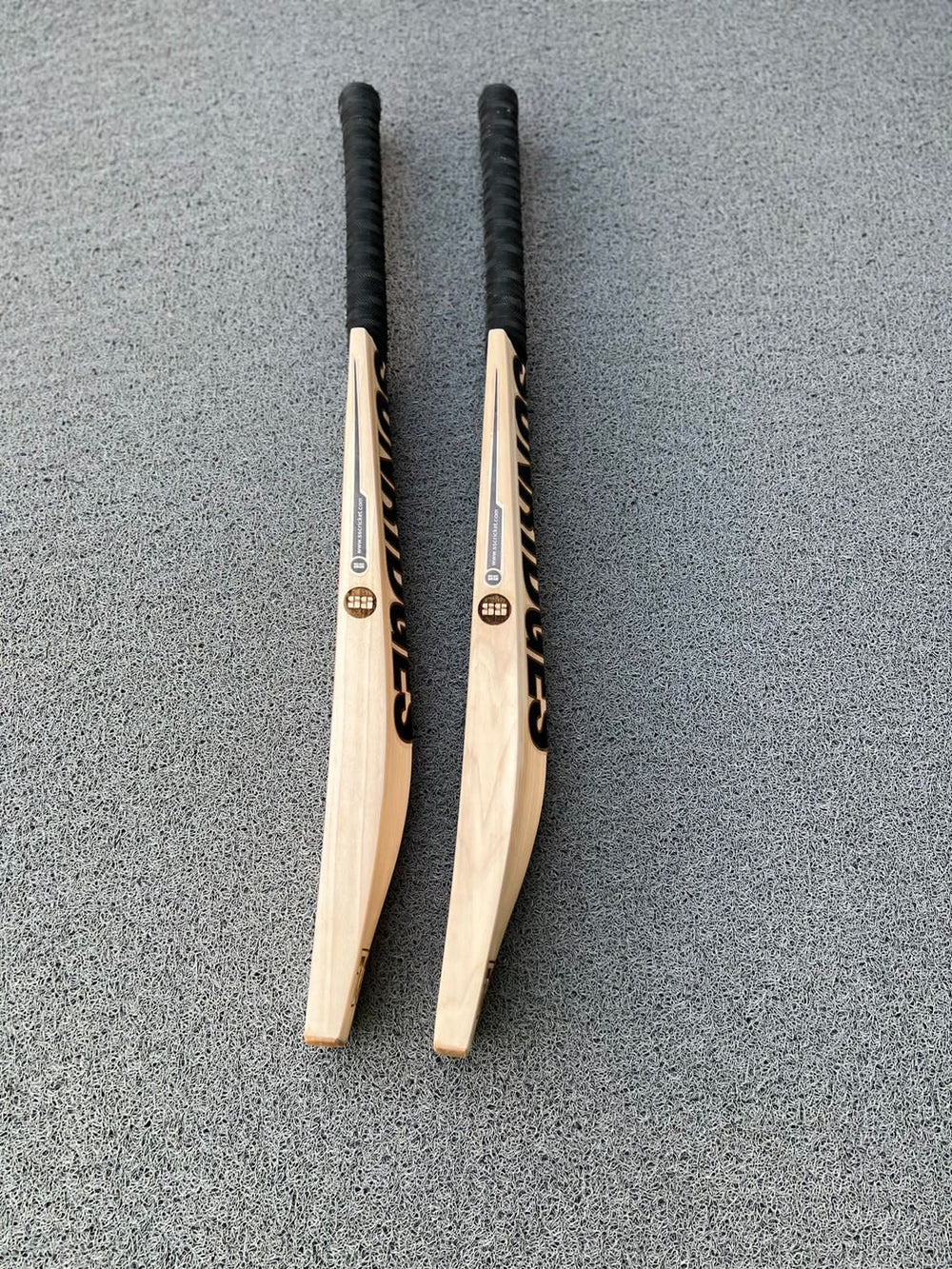 SS TON Sunridges 5 Star Black edition English willow grade 1 bats
