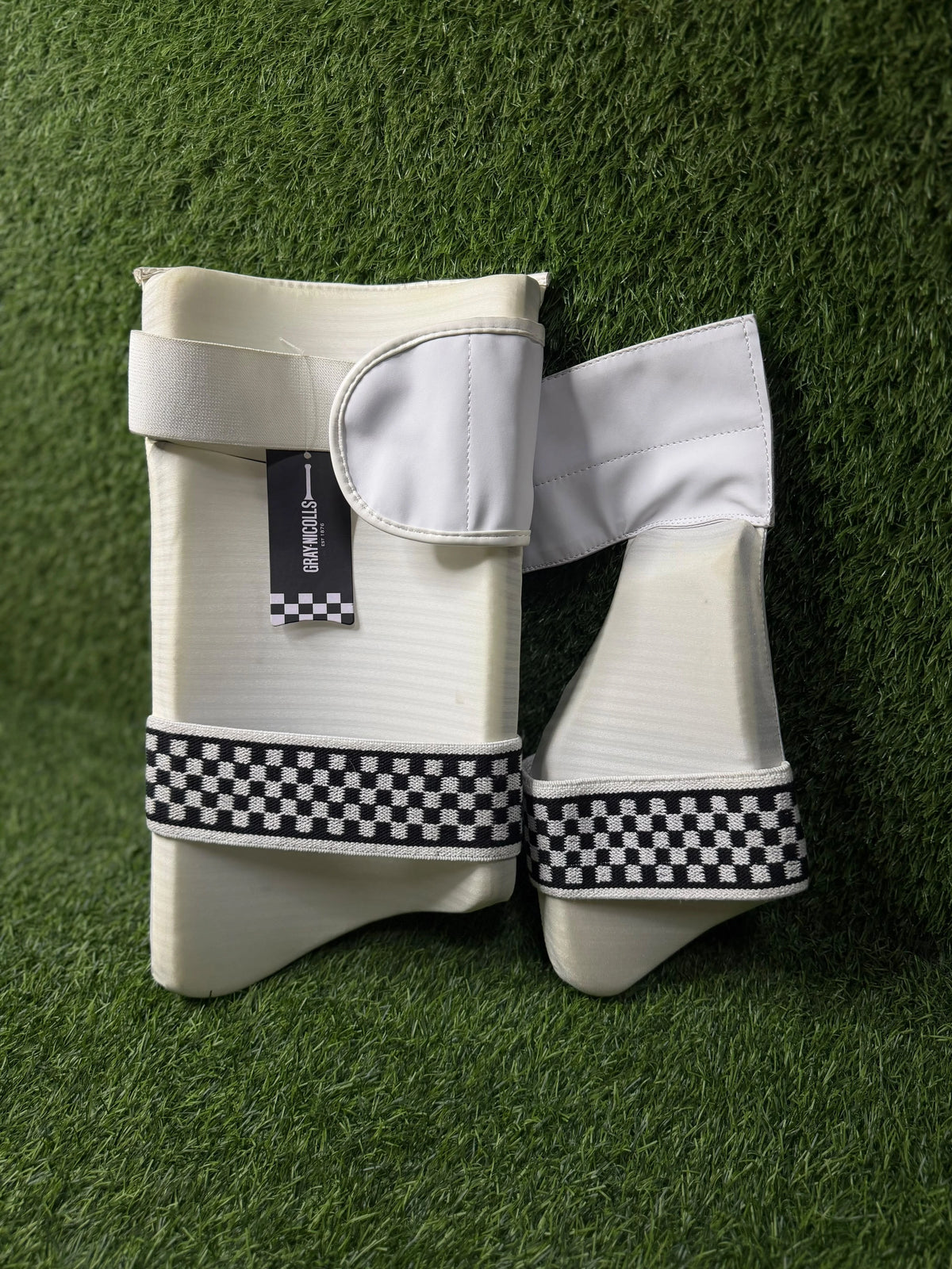 Gray Nicolls Legend ThighPads PE