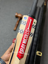 Gray Nicolls Scoop edition 2025
