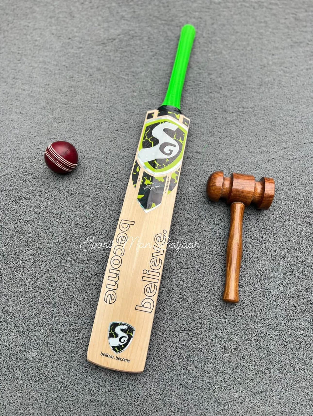 SG Liam Livingstone Edition English Willow Grade 1 Cricket Bat
