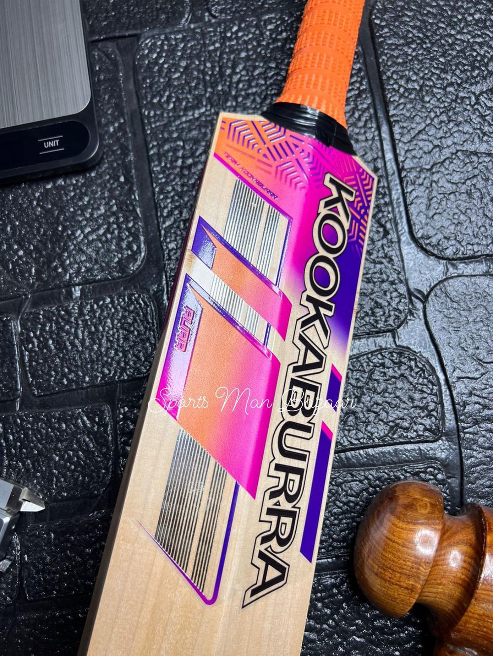 Kookaburra pro Players English Willow Cricket Bat