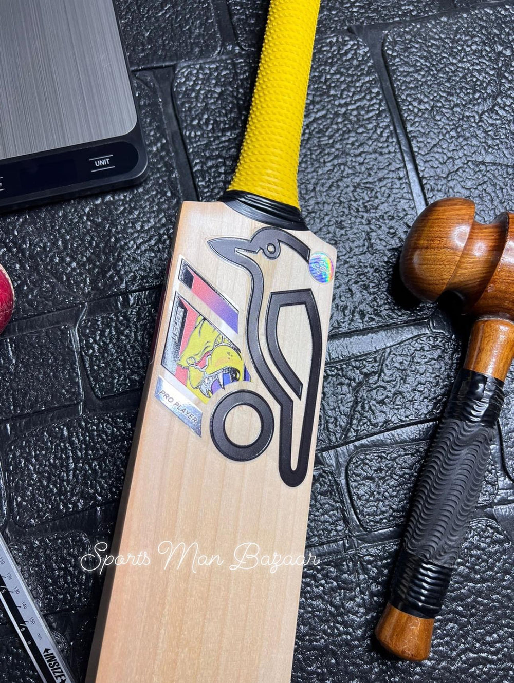 Kookaburra beast English Willow Grade 1 Cricket bat