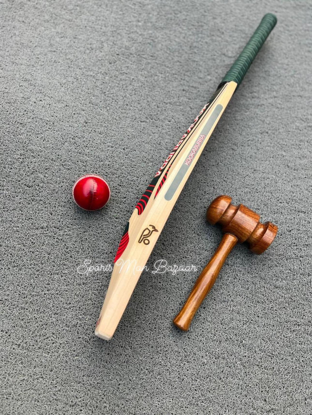 Kookaburra PROBE Ridgeback edition English Willow Grade 1 Cricket Bat