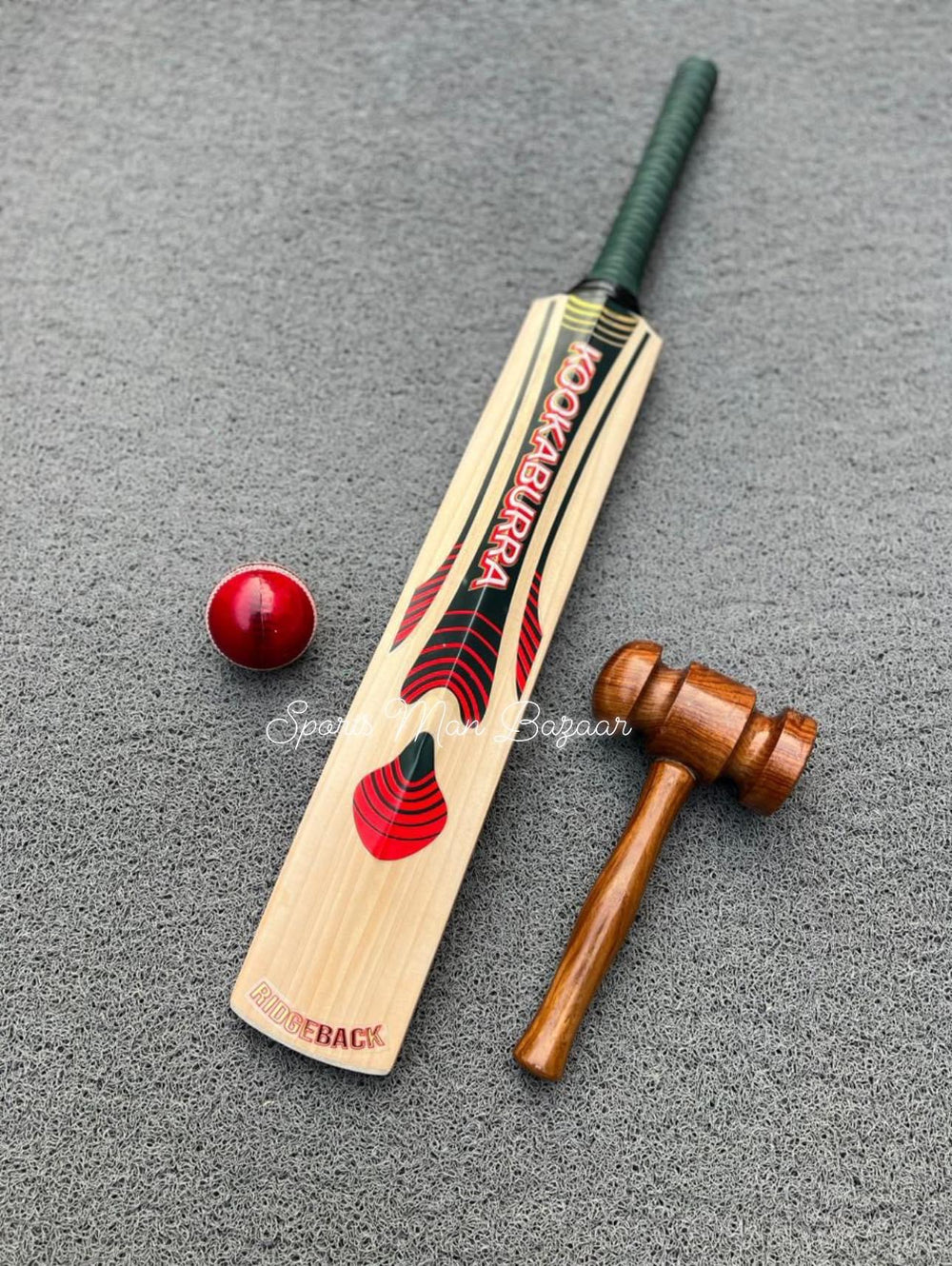 Kookaburra PROBE Ridgeback edition English Willow Grade 1 Cricket Bat