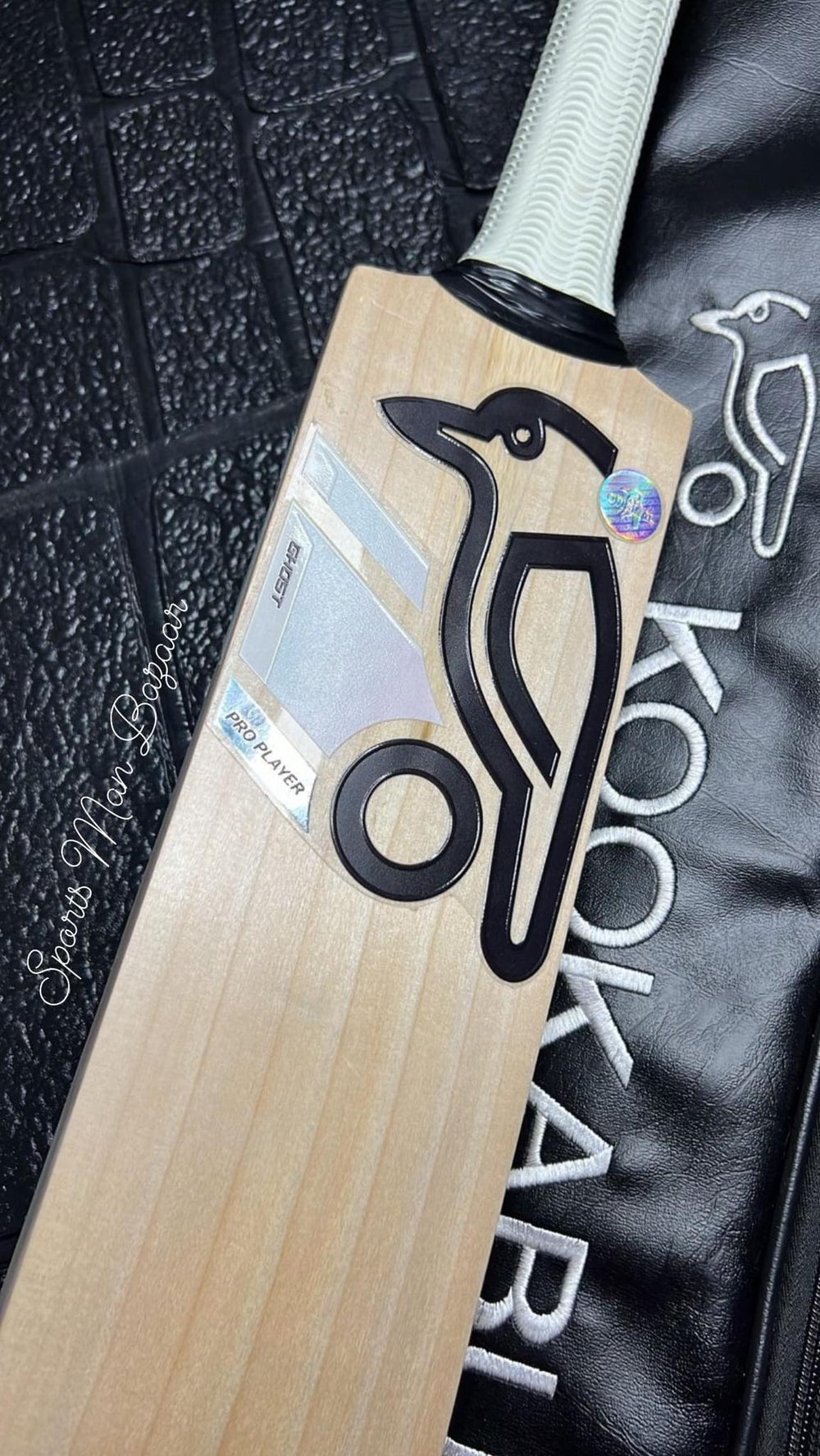 Kookaburra Ghost cricket bat