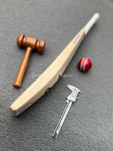 Kookaburra ORIGIN Players L.E Edition English Willow Grade 1 Cricket Bat