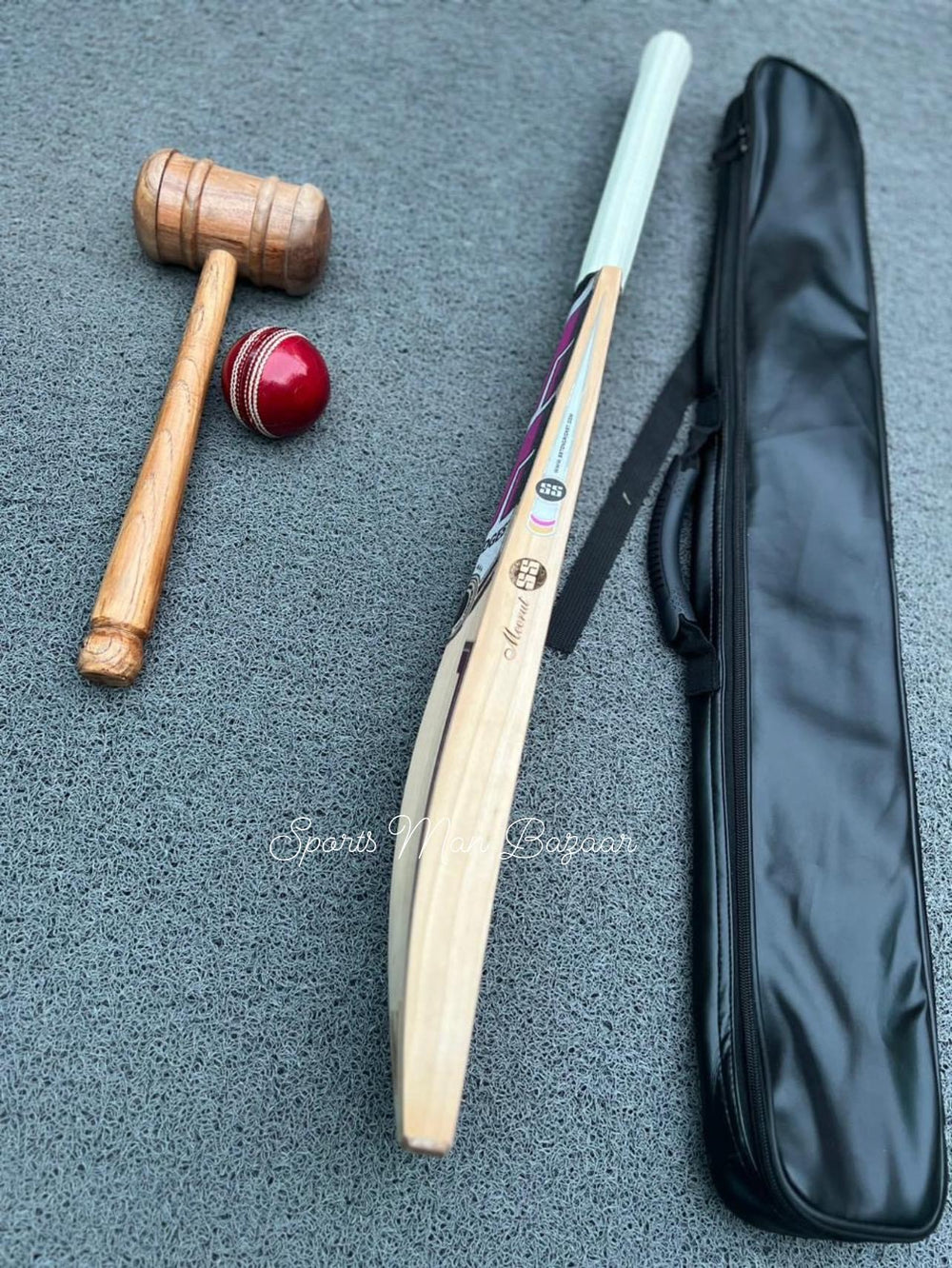 SS TON Sunridges Gladiator Pro players edition English willow Grade 1 Cricket Bat