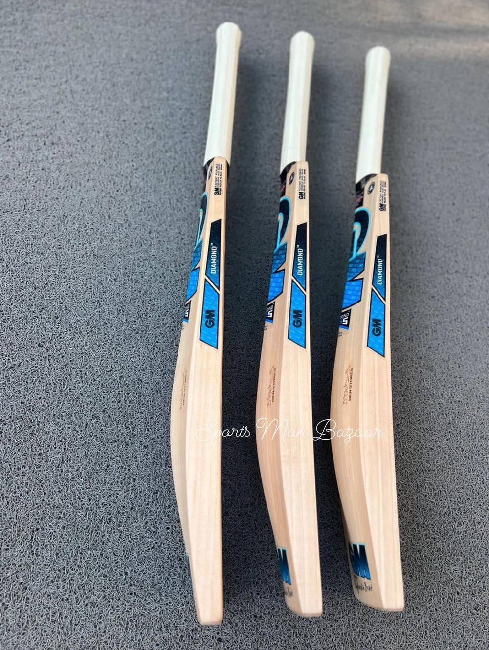 Cricket Glory Awaits: Grab Your GM B55S Ben Stokes edition English Willow Grade 1 Cricket Bat
