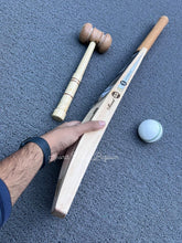 SS Sunridges Super Select English Willow Grade 1 Cricket Bat