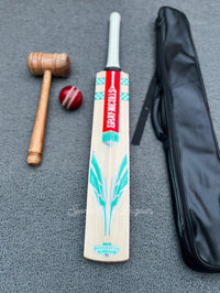 Gray Nicolls GEM 1.1 Players Edition English Willow Grade 1 Cricket Bat