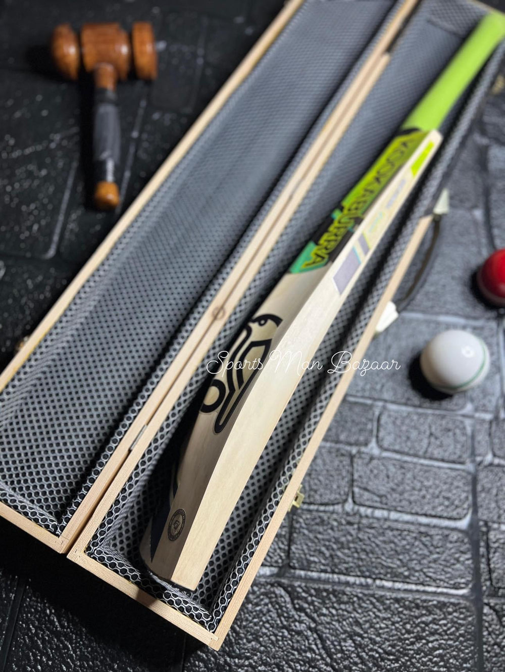 Kookaburra Rapid pro English Willow Grade 1 Cricket Bat