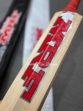 Kohli’s final stand 🏏( MRF King ) Grade 1 Cricket bat