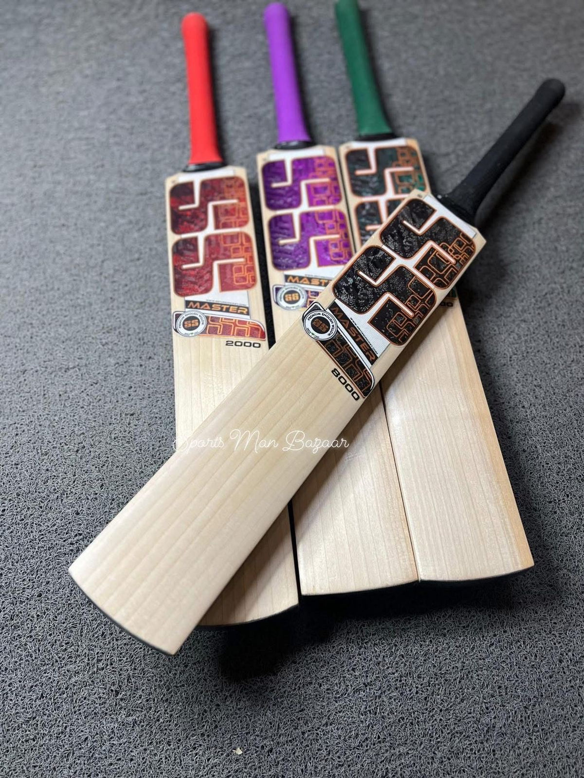 SS Master 8000 English Willow Grade 1 Cricket bat