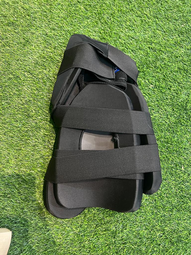 Moonwalker Professional Players edition Thigh pad