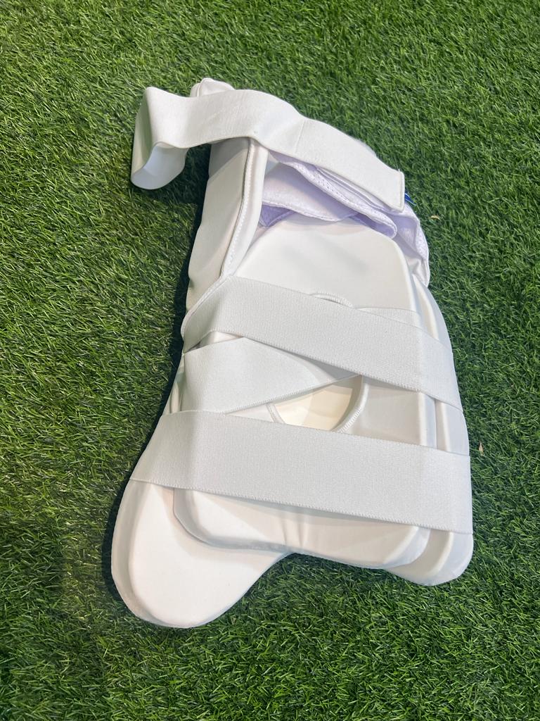 Aero P1 Cricket Stripper Thigh Pads: Ultimate Guard for Confident Play