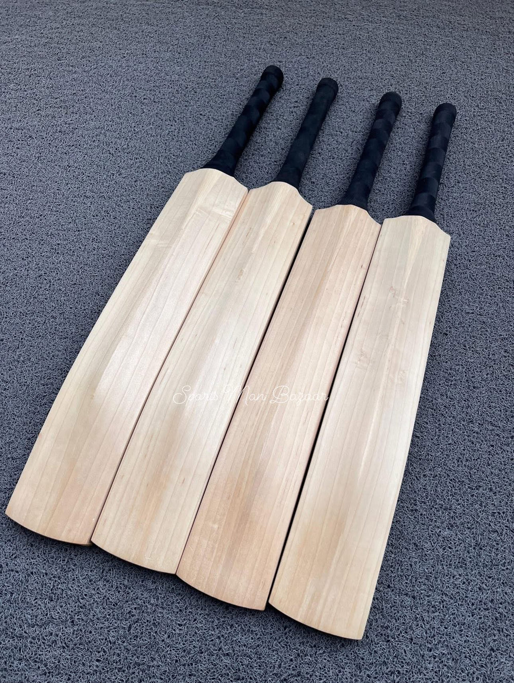 Grade 1 English Willow Cricket Bat profile with thick edges