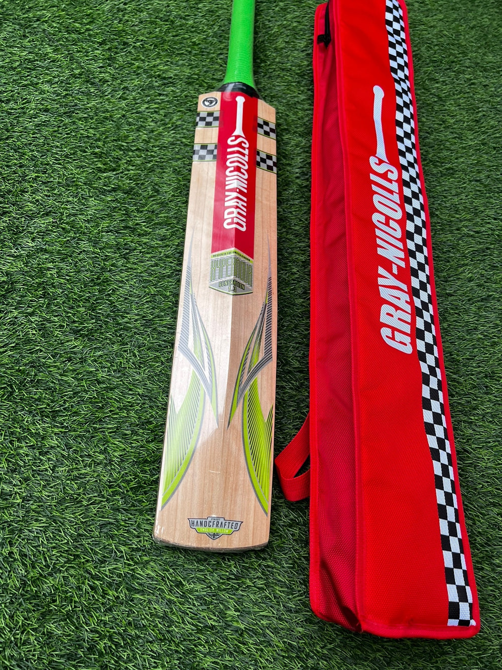 Gray Nicolls Hyper Nova edition English willow grade 1 bat for sale