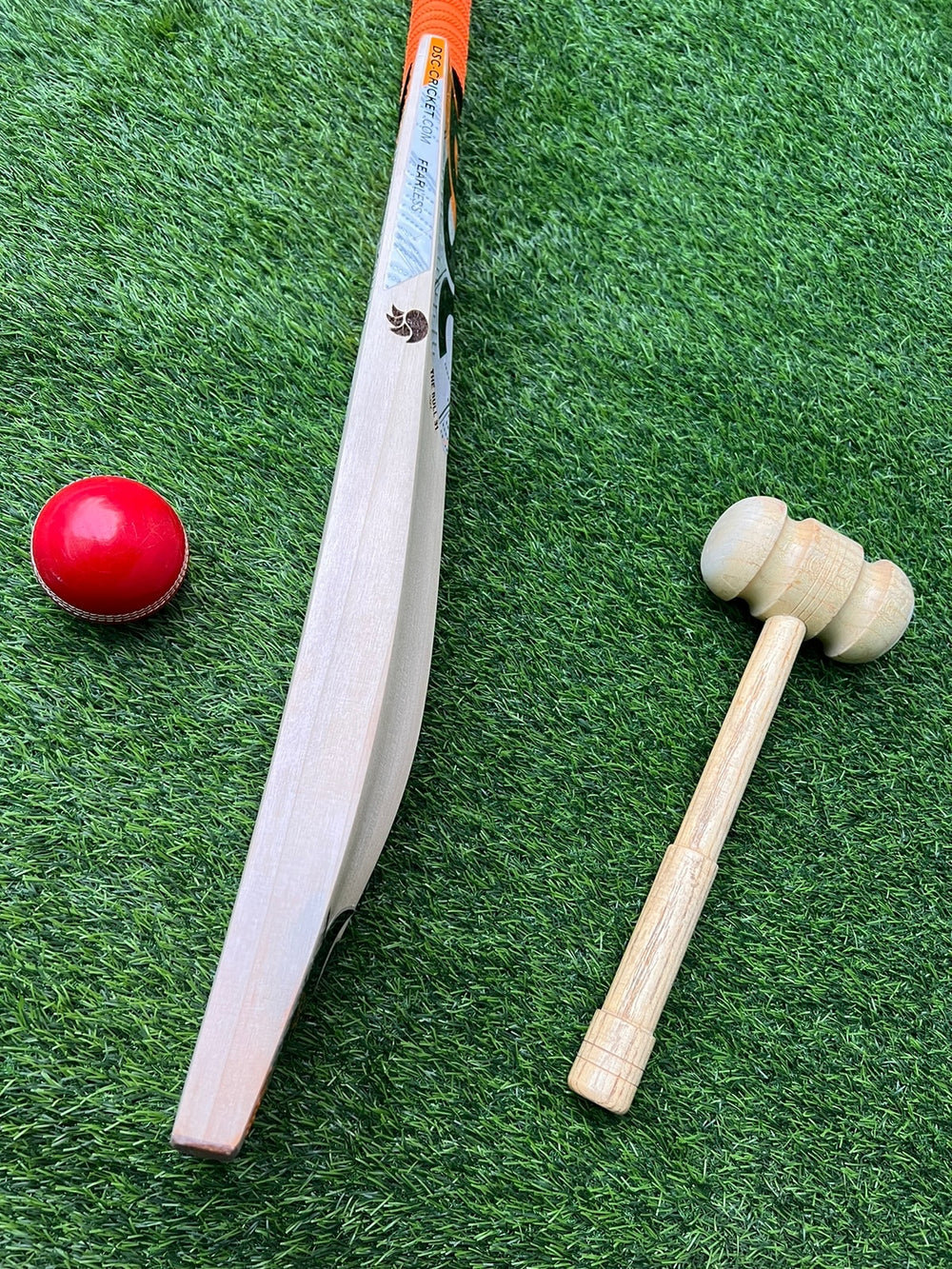 DSC The Bull 31 David Warner edition English willow grade 1 bat