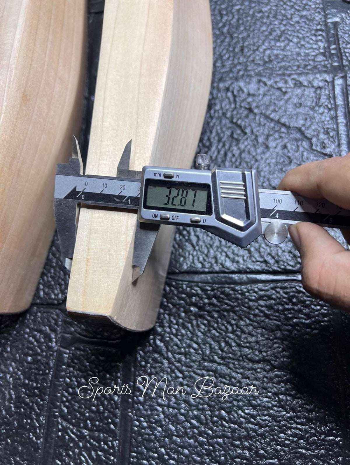50mm+ edges Rare Outsized Edition! Players English willow Grade 1 Cricket bat